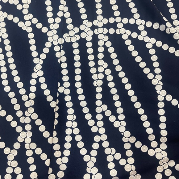 Sandra Darren NEW Navy Blue Textured Polka Dot  Sz6  Stretch fluttered sleeve - Picture 7 of 9